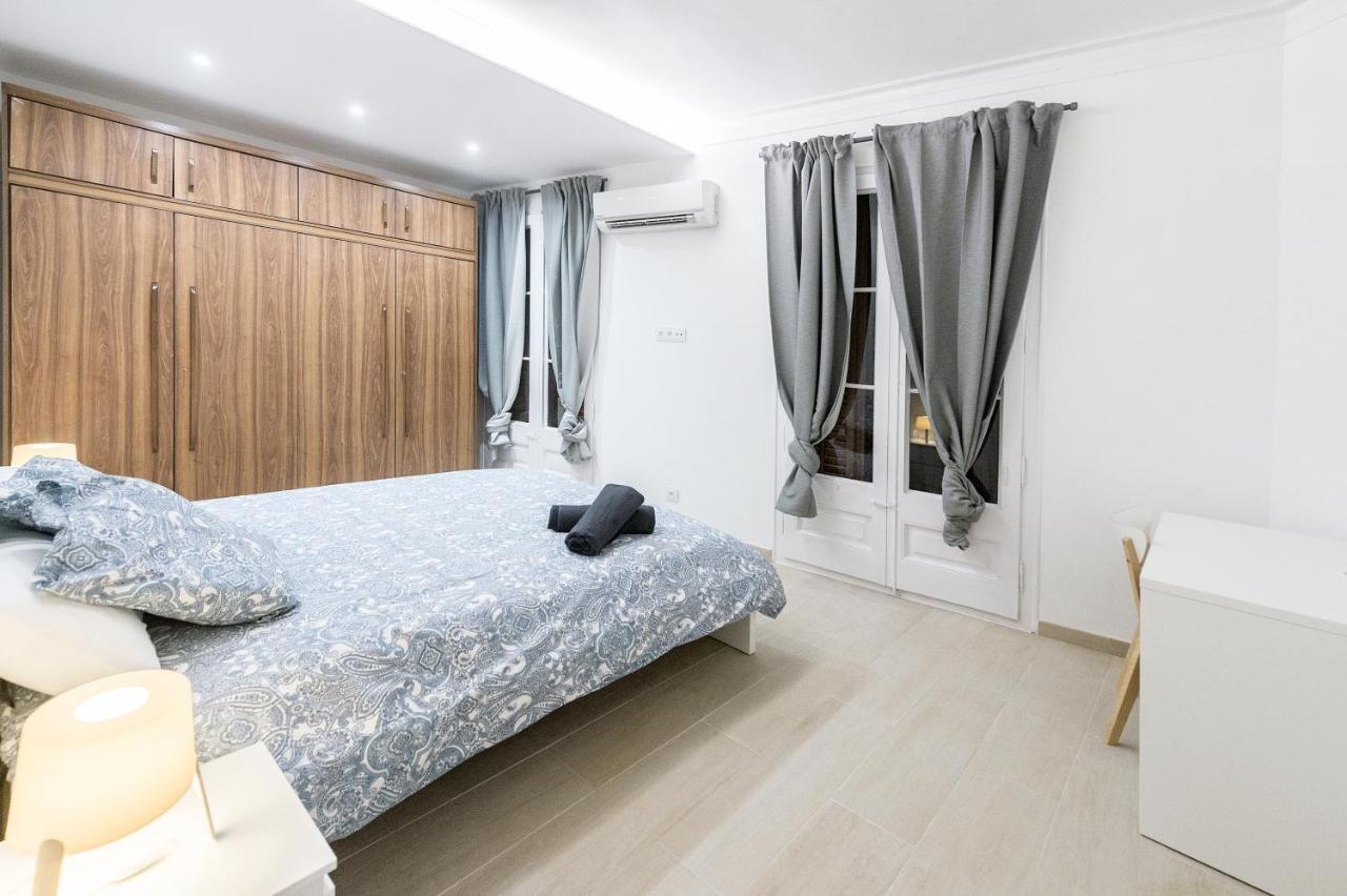 Sagrada Familia Apartments Barcelona Bagian luar foto