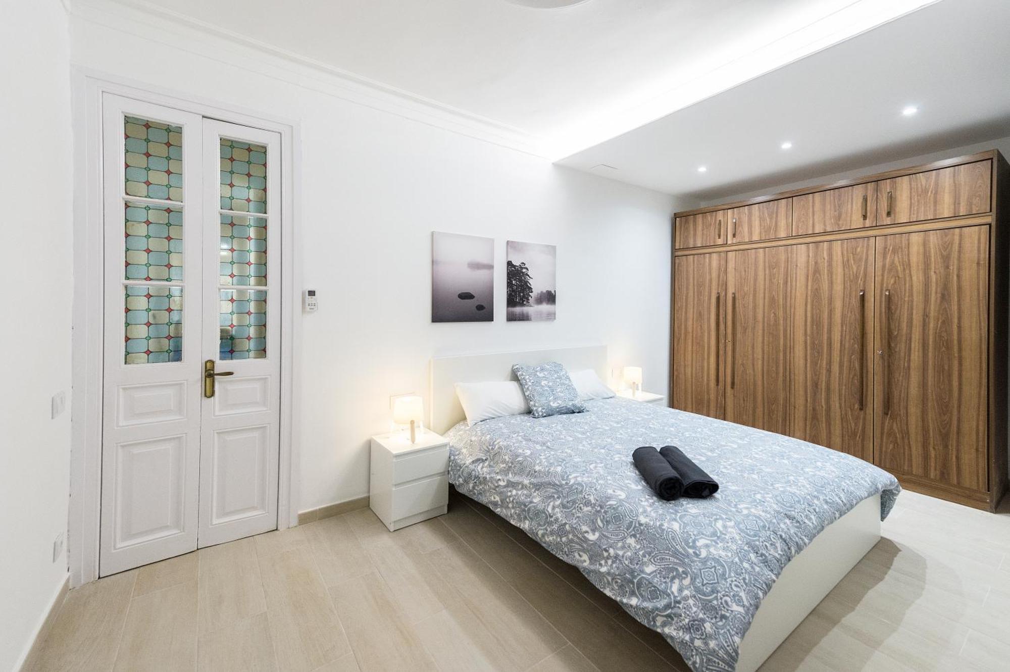 Sagrada Familia Apartments Barcelona Bagian luar foto