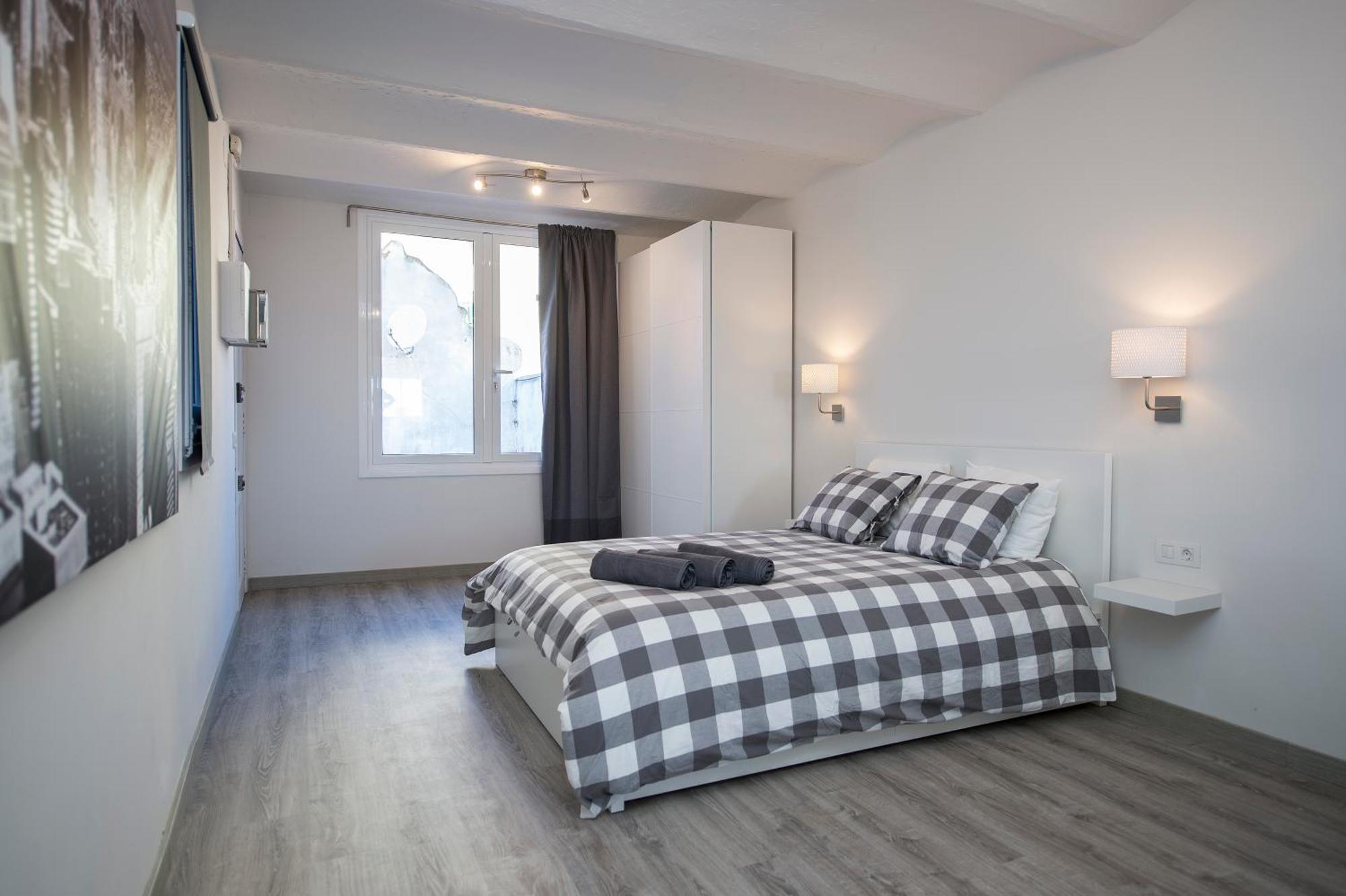 Sagrada Familia Apartments Barcelona Bagian luar foto